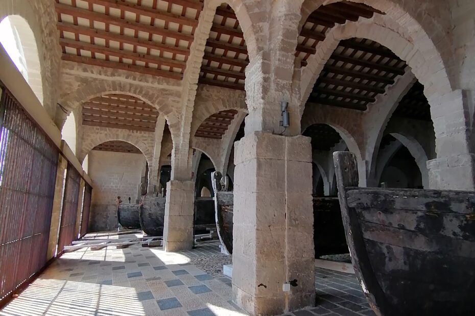 Ex Stabilimento “Florio” della Tonnara di Favignana. Foto del malfaraggio con le barche dei tonnarioti | © Giuseppe Cacciaguerra, CNR ISPC